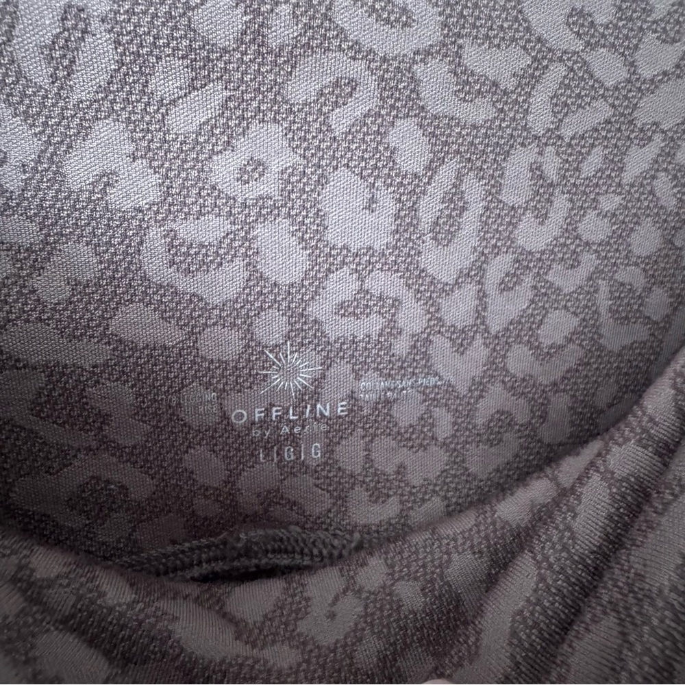 Offline by aerie leopard print leggings Size Large - Picture 3 of 7